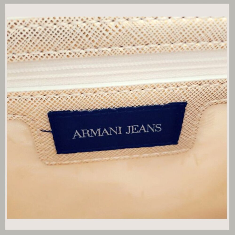 Armani Jeans Gold Tone Purse, Brand new, never used, Tags & Dust Bag - Picture 8 of 14
